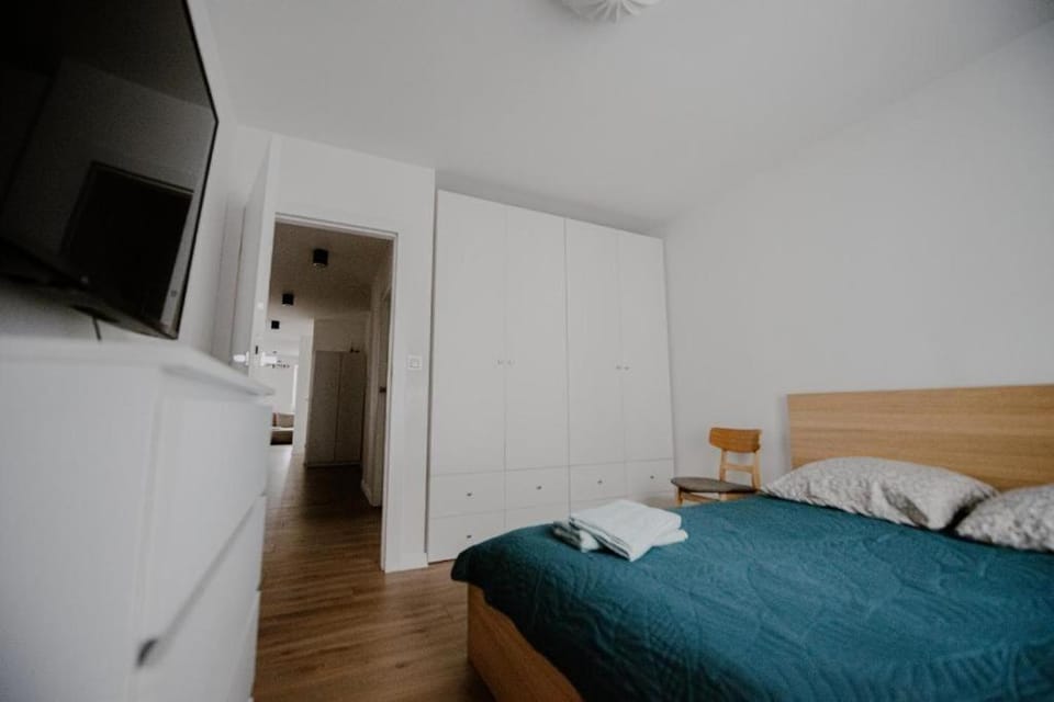 Targowa Luxury 3-Bedroom Apartment - Free Parking Apartment in Masovian Voivodeship