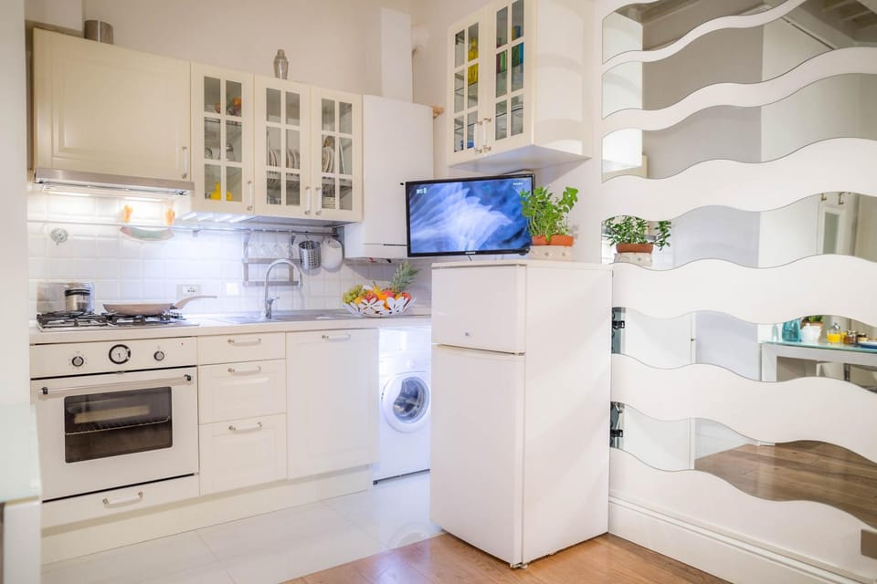 Kitchen or kitchenette, Living room, Dining area