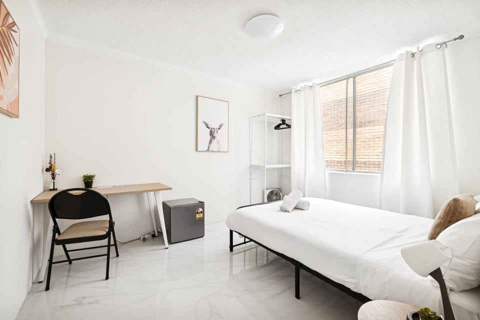 Convenient Double Stay in Vibrant Cabramatta - Shared Bathroom Bed and Breakfast in Sydney