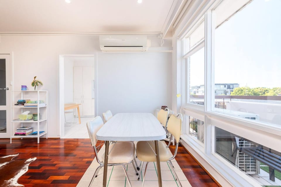 View (from property/room), Dining area, air conditioner