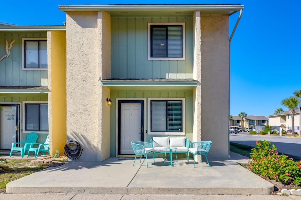 Arcade & Pool Access: Panama City Beach Townhome! House in Panama City Beach