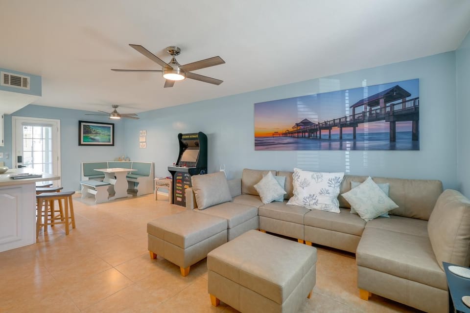 Arcade & Pool Access: Panama City Beach Townhome! House in Panama City Beach