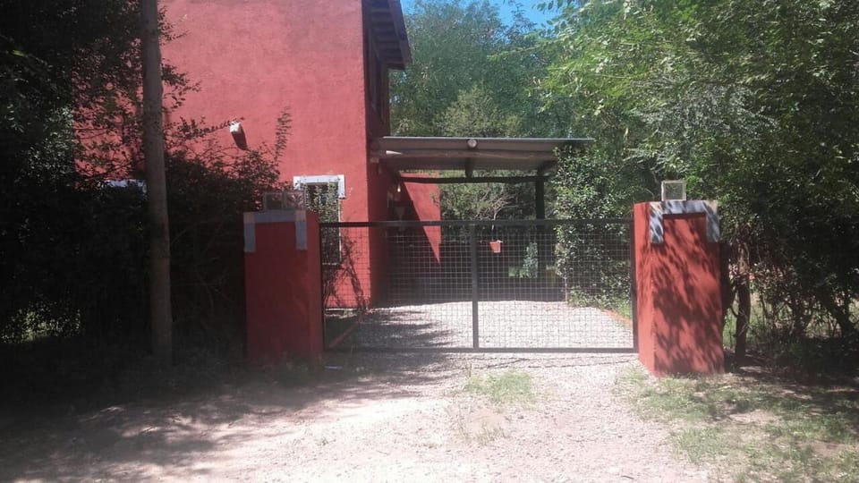 Casa con piscina privada en las sierras de Córdoba House in Cordoba Province