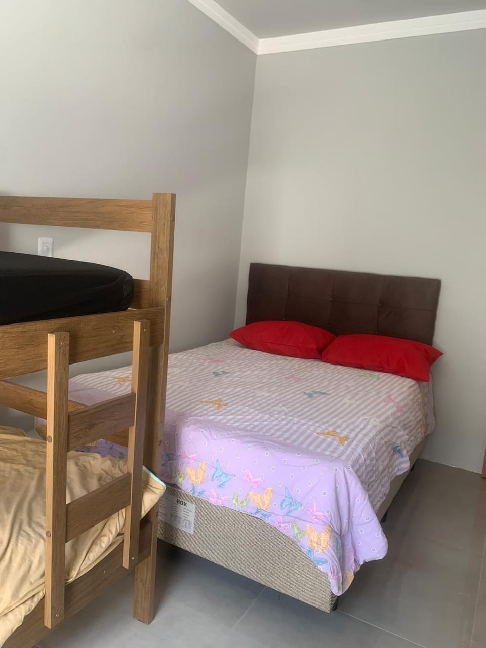 Apartamento NOVO Completo - Ar, Wi-Fi, Garagem e Churrasqueira Apartment in Navegantes