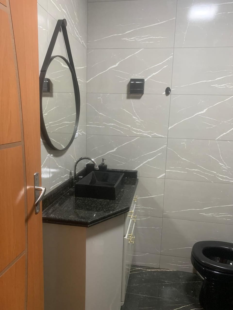 Apartamento NOVO Completo - Ar, Wi-Fi, Garagem e Churrasqueira Apartment in Navegantes