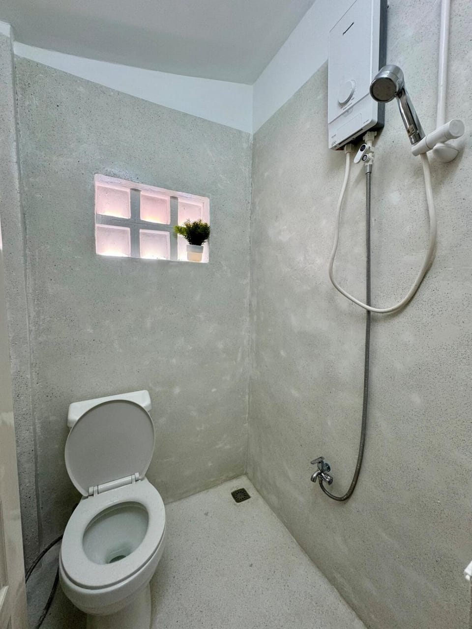 Bassac F2 Apartment in Phnom Penh Province