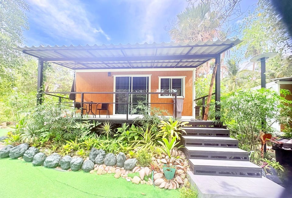 Moon Jungle Bungalows House in Ban Tai