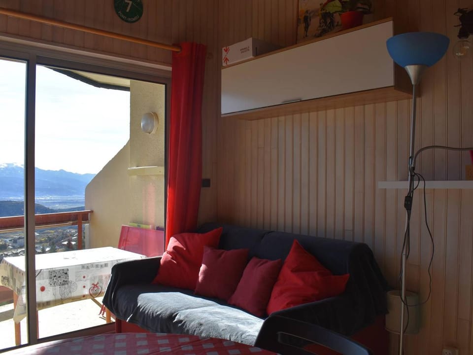Studio lumineux avec mezzanine pour 4 personnes à Font-Romeu - FR-1-580-143 Apartment in Bolquère