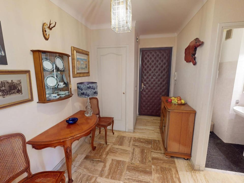 Agréable 3P à Menton avec terrasse et garage - FR-1-196-389 Apartment in Menton