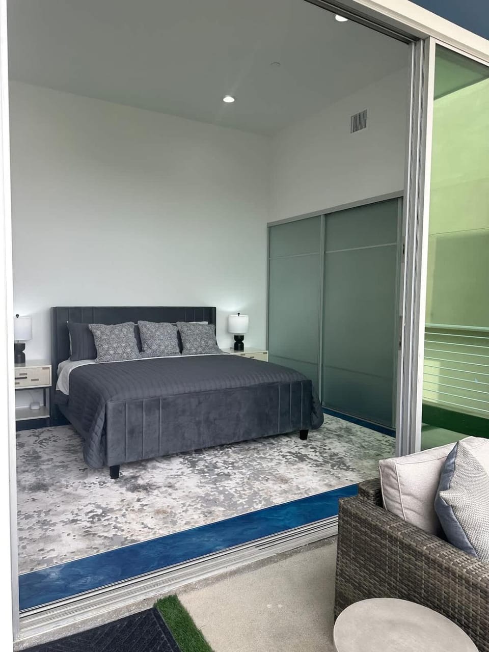 Bed, Bedroom