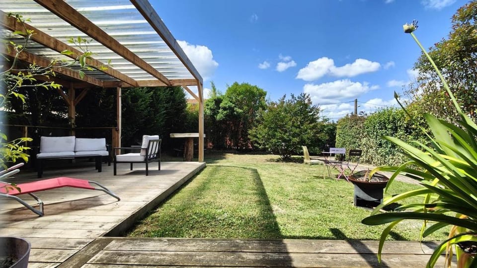 Charmante maison t3 avec 2 chambres et jardin clos House in Carquefou