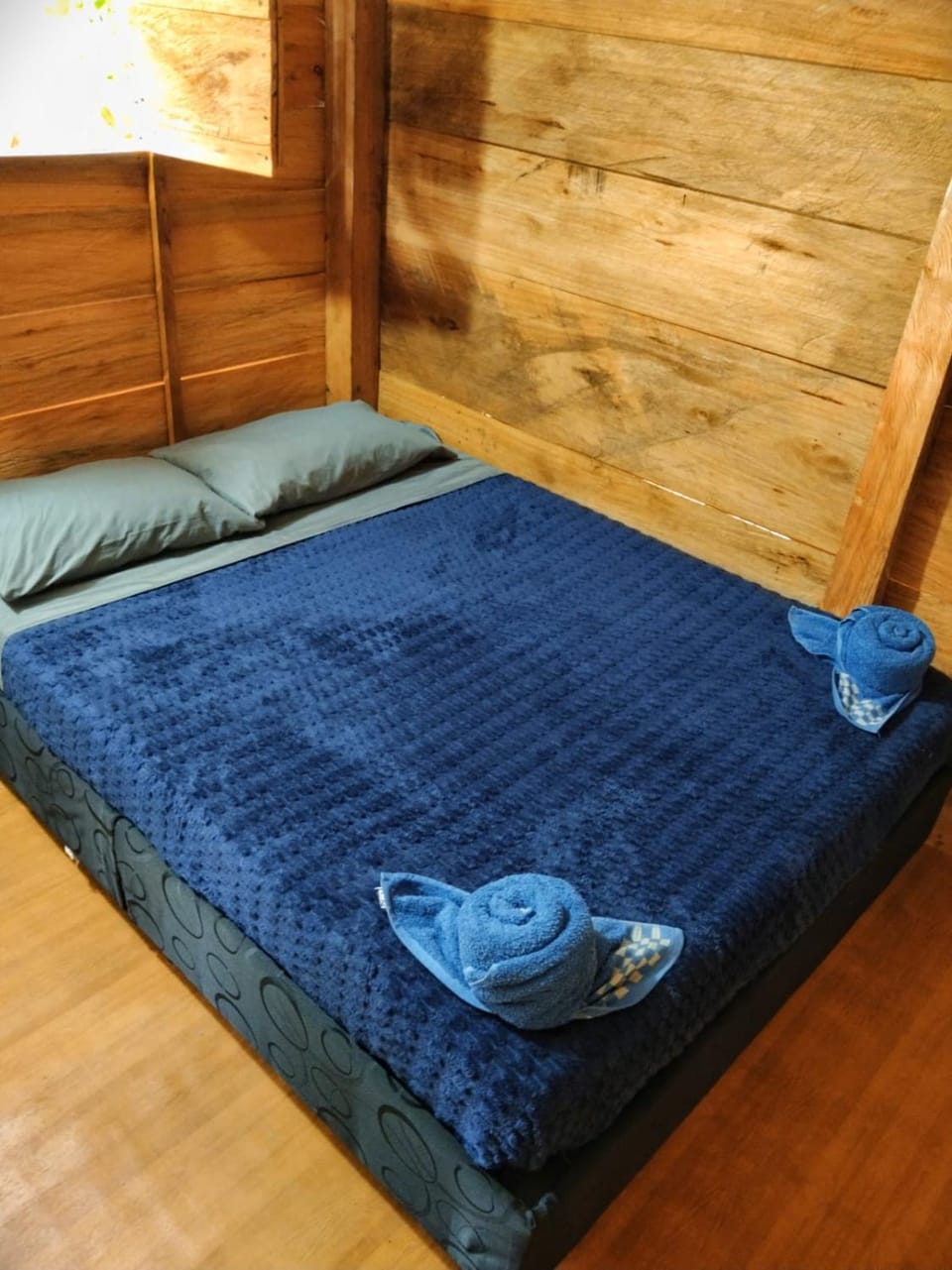 Cabaña Campestre - La Gloria Campground/ 
RV Resort in Santander, Colombia