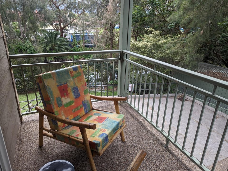 Birdsong Central, North Beach House in Wollongong