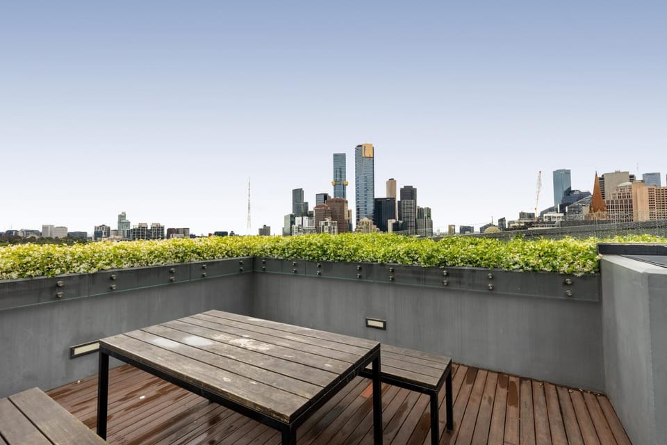 Balcony/Terrace, City view