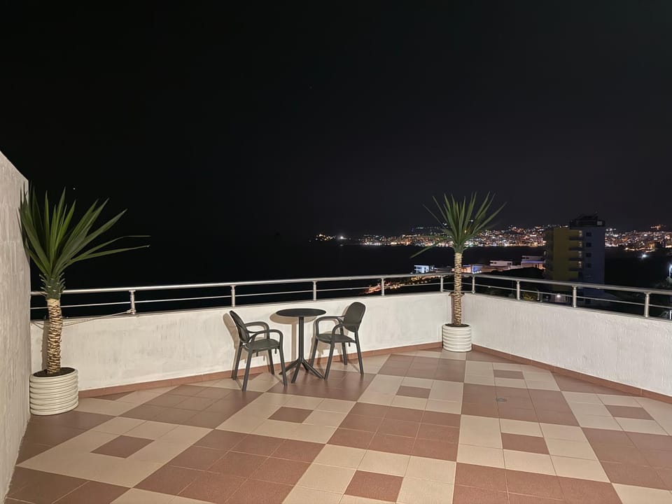 Balcony/Terrace, City view, Sea view