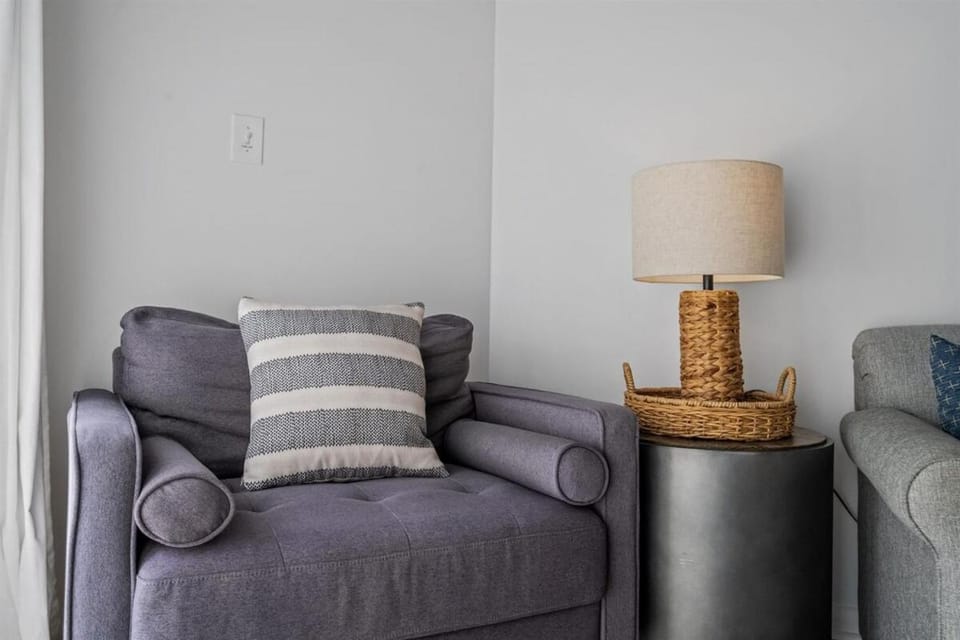 Oceanfront Luxury at The Atlantic Overlook Apartment in North Topsail Beach
