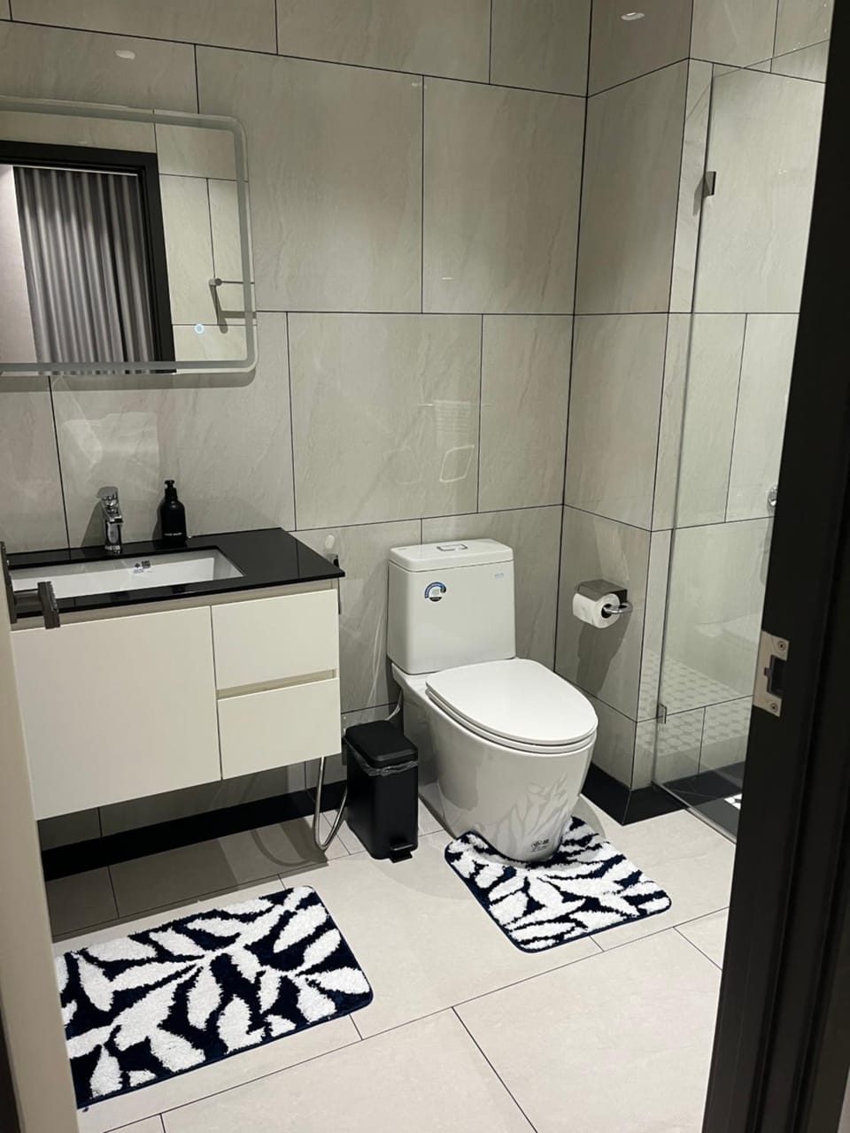 The Title Legendary Bang-Tao access to the pool Apartment in Choeng Thale