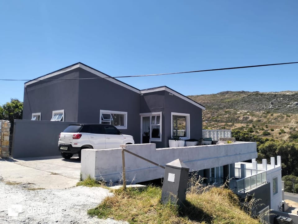 Property building, Mountain view, Street view