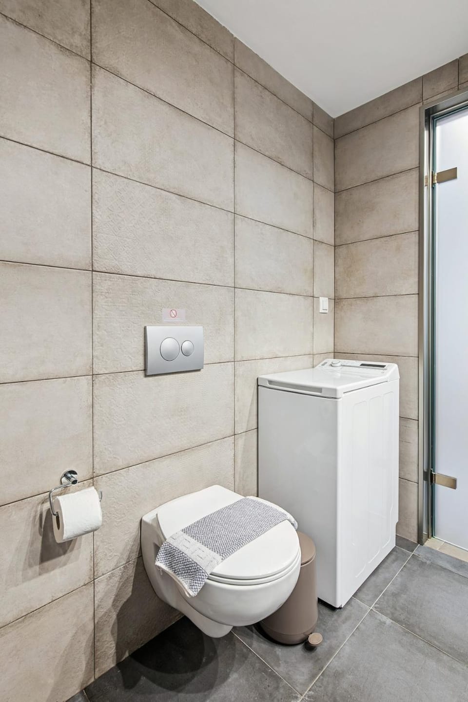 Two Bedroom Designed Apartment Apartment in Athens