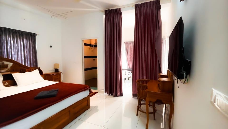 Bed, TV and multimedia, Bedroom, hair dresser