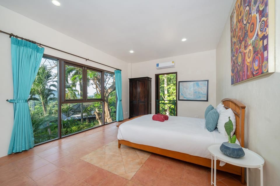 Bed, View (from property/room), Bedroom, Garden view, Landmark view, Mountain view, Pool view, wardrobe