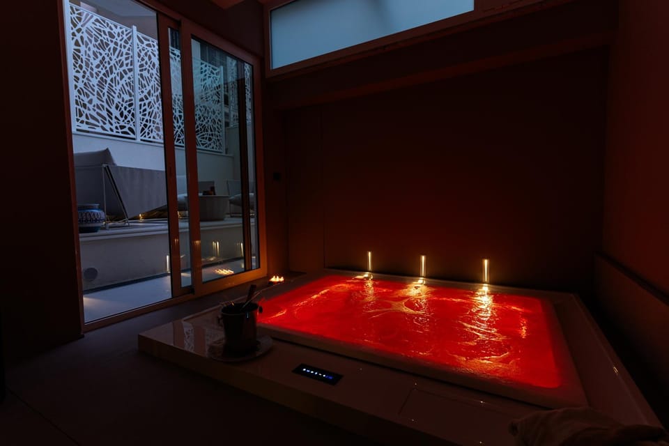 Apulia Re' Aparthotel & Suites Apartment hotel in Bari