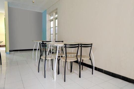FIVE HOTEL Sarangan Hotel in East Java