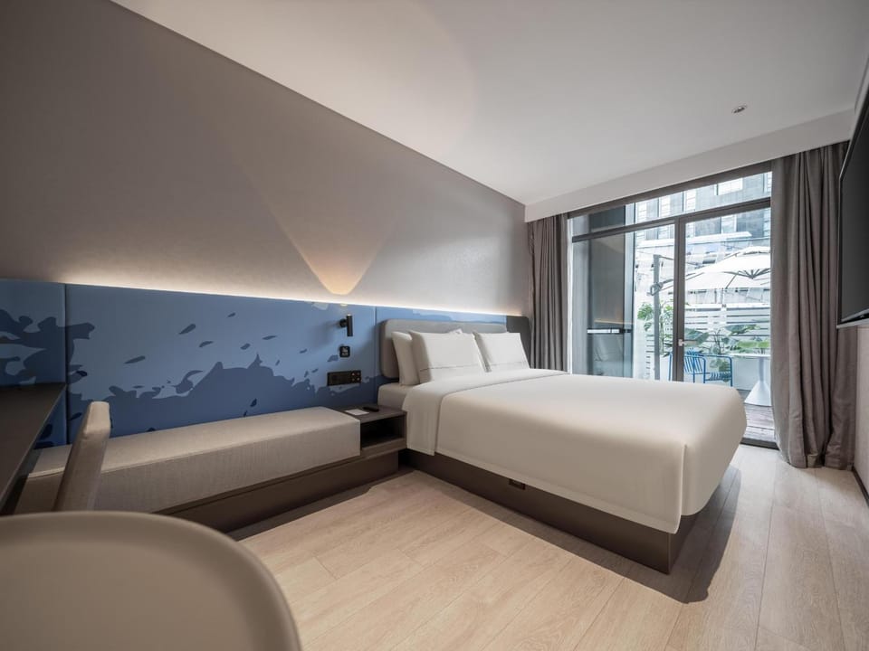 Atour Light Hotel Nanjing Deji Plaza Zhujiang Road Hotel in Nanjing