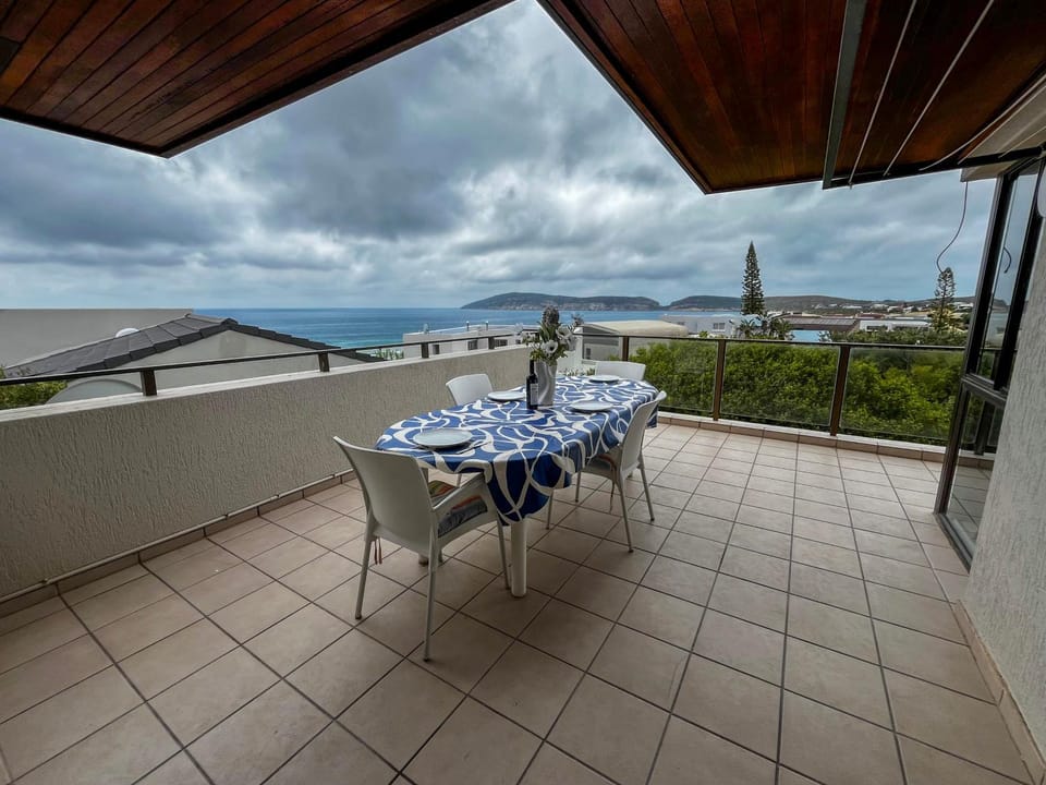 Patio, Day, Natural landscape, View (from property/room), Balcony/Terrace, Dining area, Mountain view, Sea view