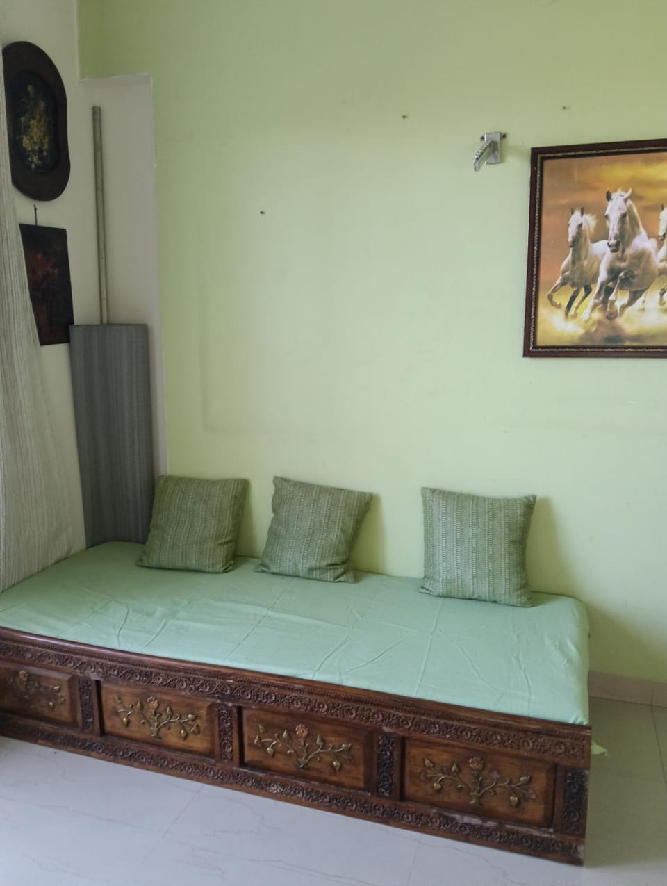 Two BHK a cozy flat for family 3 km away from the airport Apartment in Pune