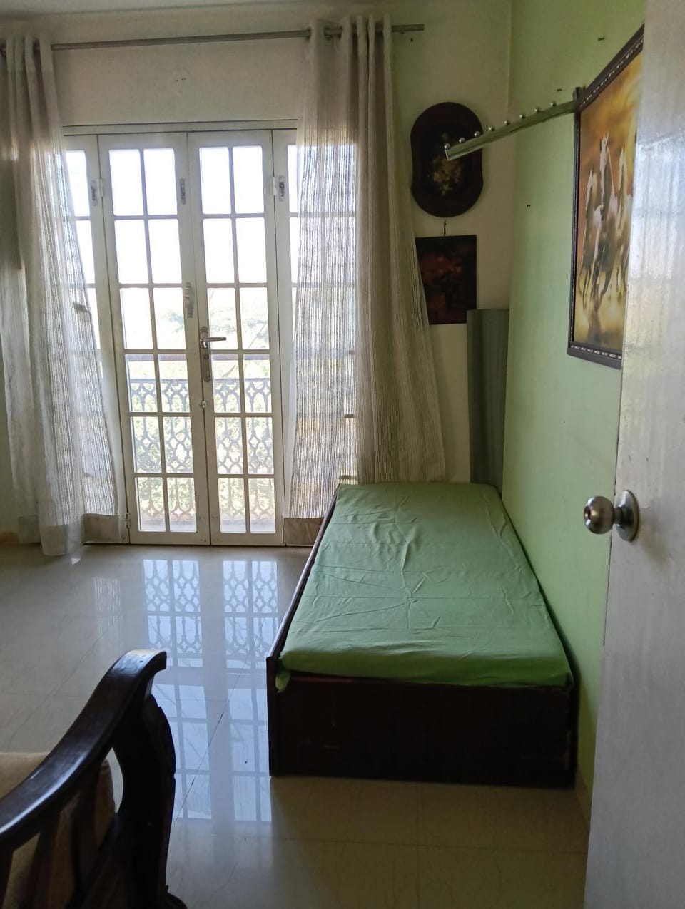 Two BHK a cozy flat for family 3 km away from the airport Apartment in Pune