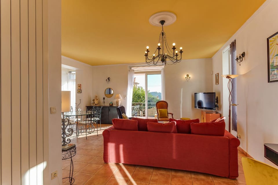 TV and multimedia, Living room, Seating area