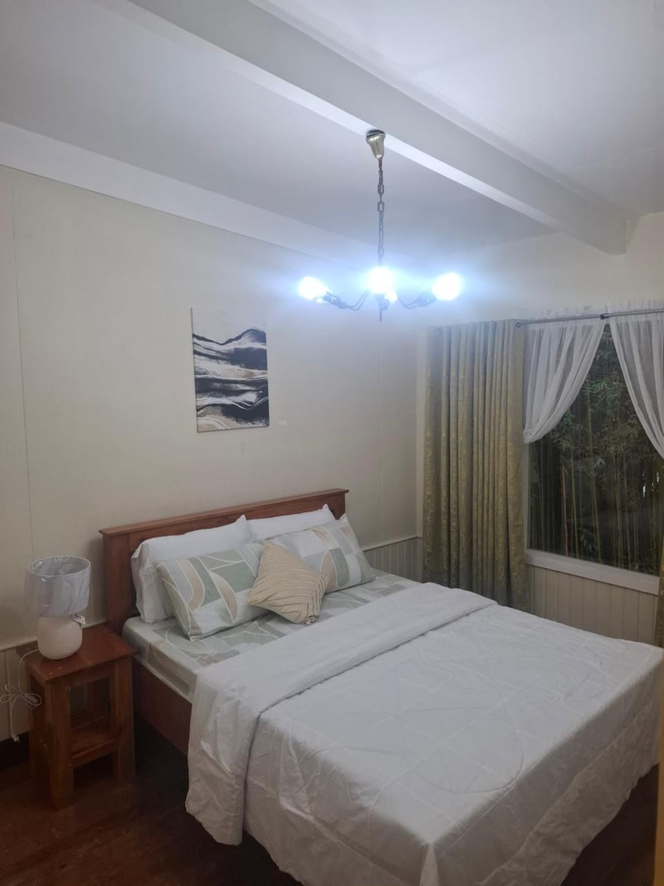 old baguio feels with spacious rooms House in Baguio