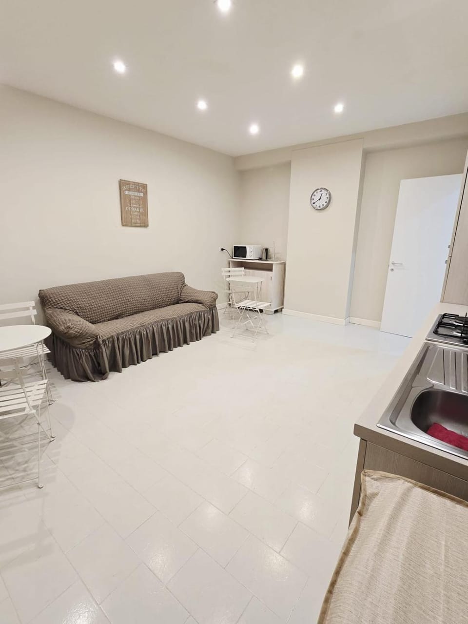 Duomo Family Home in Historic center Apartment in Naples