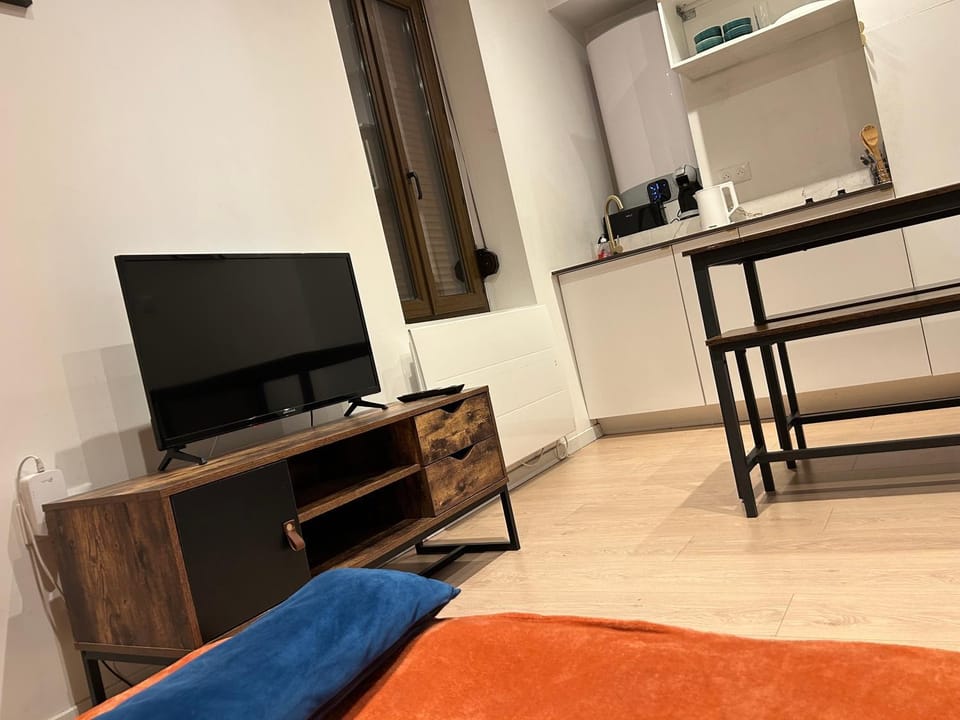 Le Serenity avec Terrasse Apartment in Amiens