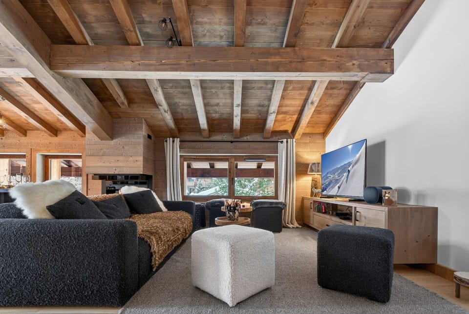 Megeve Luxury Spa Escape with views and parking Apartment in Megève