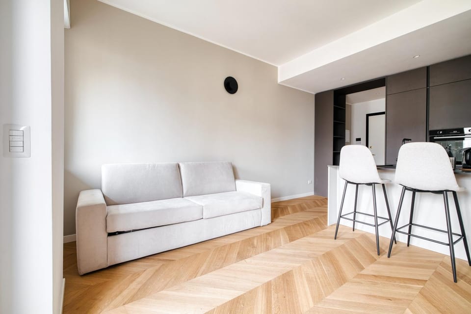 Kitchen or kitchenette, Living room, Seating area, Dining area