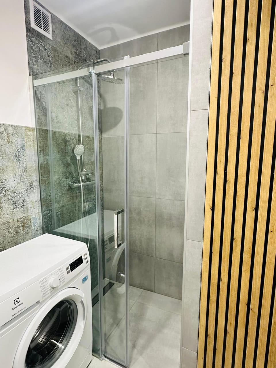 Kwatera na Zakładowej Apartment in Masovian Voivodeship