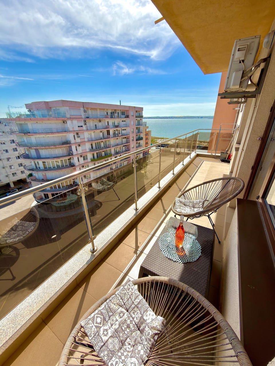 Natural landscape, View (from property/room), Balcony/Terrace, Seating area