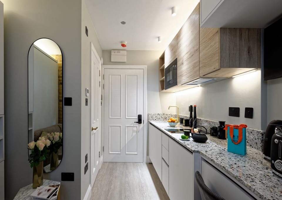 Micro studio 3 min walk to Notting hill-1st floor. Apartment in City of Westminster