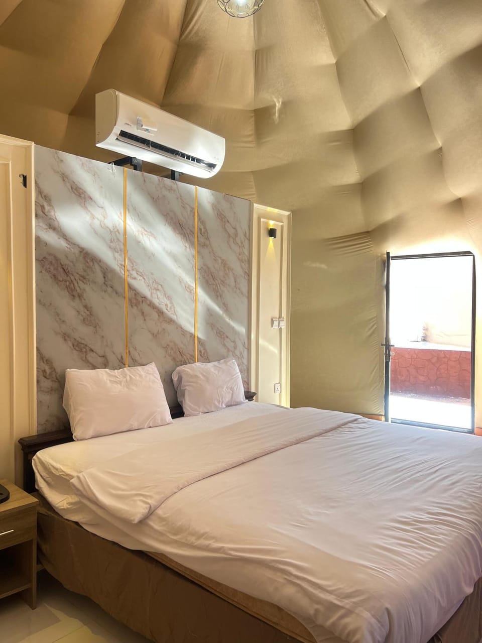 Bed, Bedroom, fireplace, air conditioner