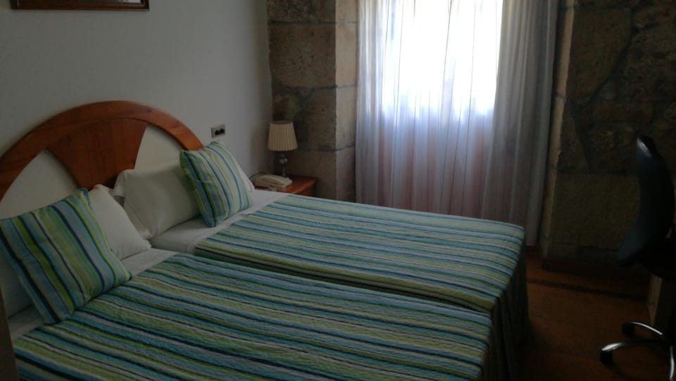 Hostal Continental Bed and Breakfast in Vigo
