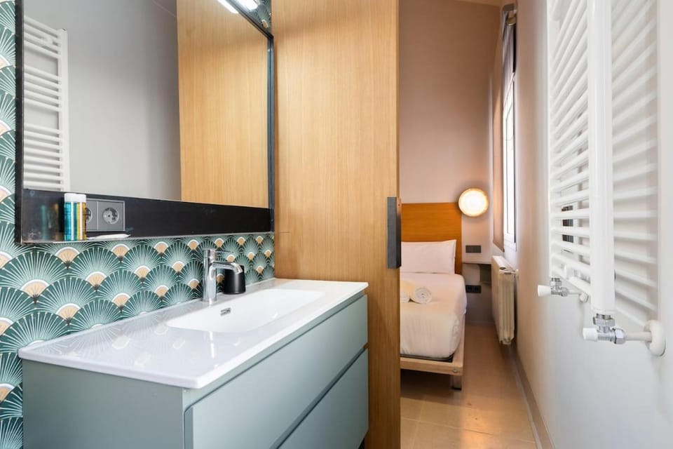 New charming apartment with terrace for 4 pax - A-Vicent Apartment in Madrid