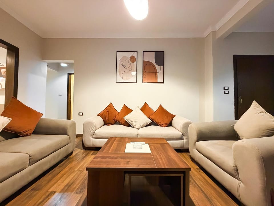 Living room, Seating area