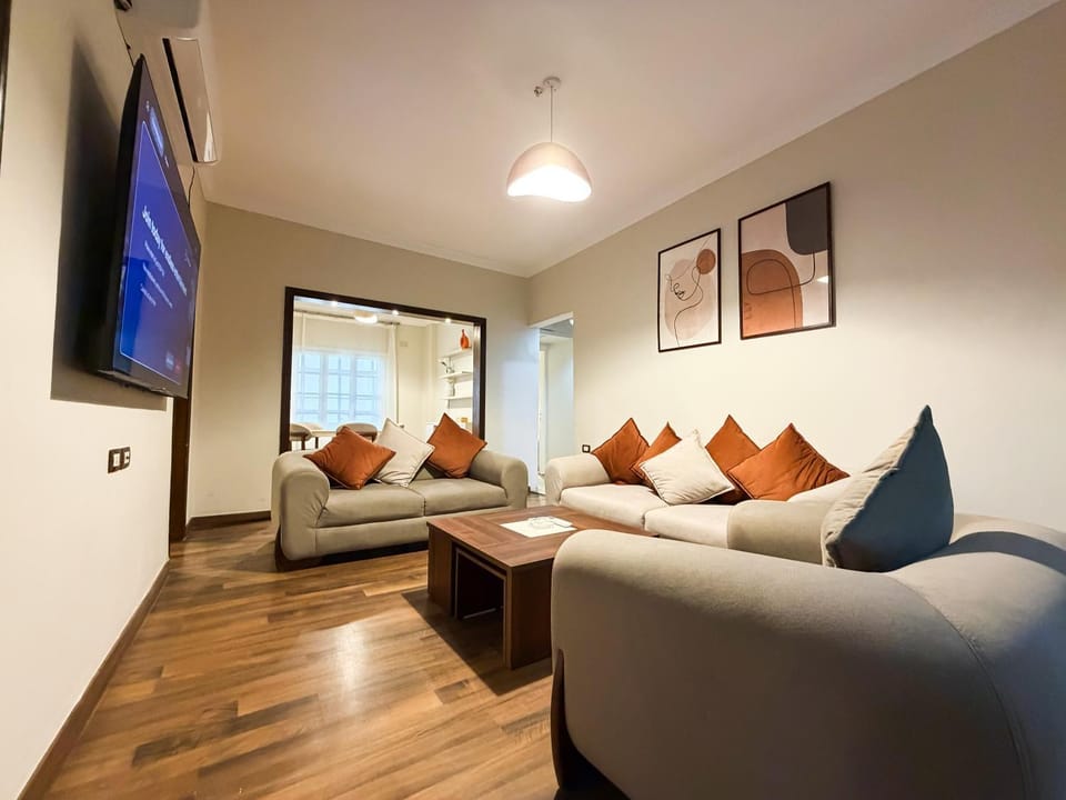 Communal lounge/ TV room, TV and multimedia, Living room, Seating area