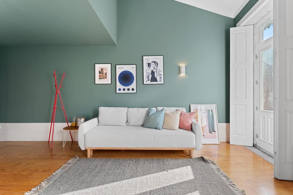GuestReady-Cozy Duplex in Porto's Vibrant Heart Apartment in Porto