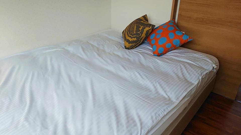 Private Apartment Steps from Beautiful Sunsets Apartment in Okinawa Prefecture
