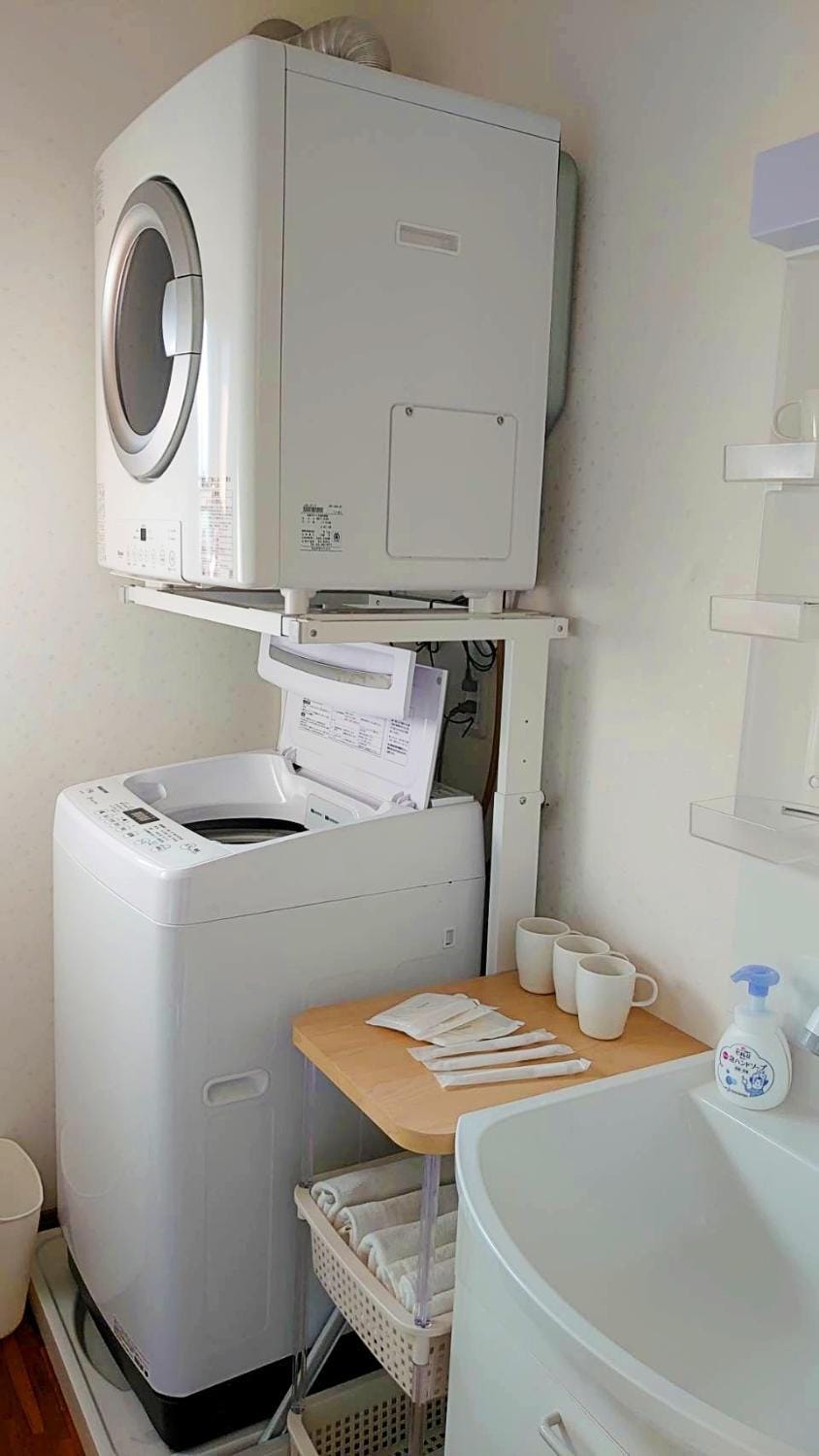 Private Apartment Steps from Beautiful Sunsets Apartment in Okinawa Prefecture