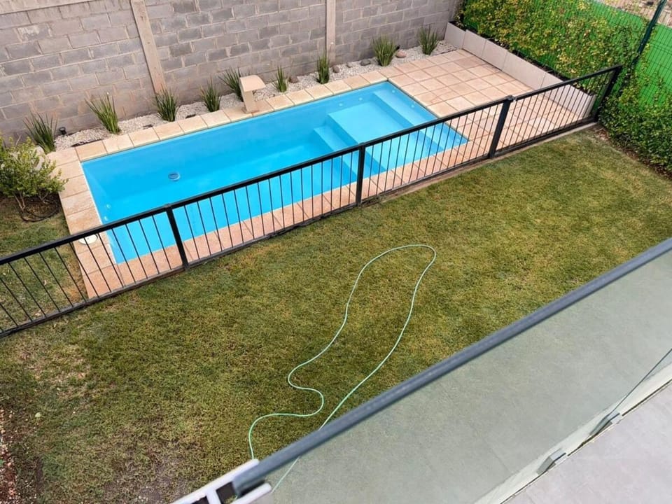 Garden, Swimming pool