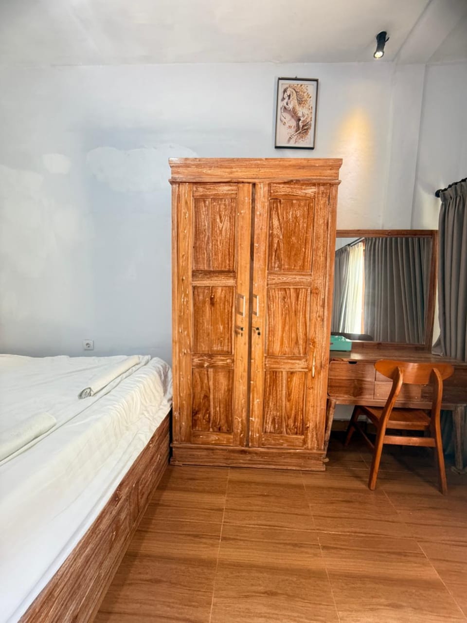 Bed, Photo of the whole room, Bedroom, wardrobe